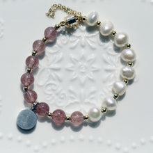 Load image into Gallery viewer, Aroma GEM Pearl x Strawberry Quartz Bracelet | 8mm