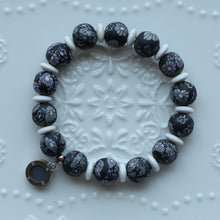 Load image into Gallery viewer, Aroma Flower Clay Bracelet | 11mm