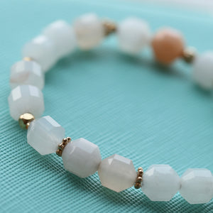 Aroma GEM Chalcedony Bracelet | 8mm